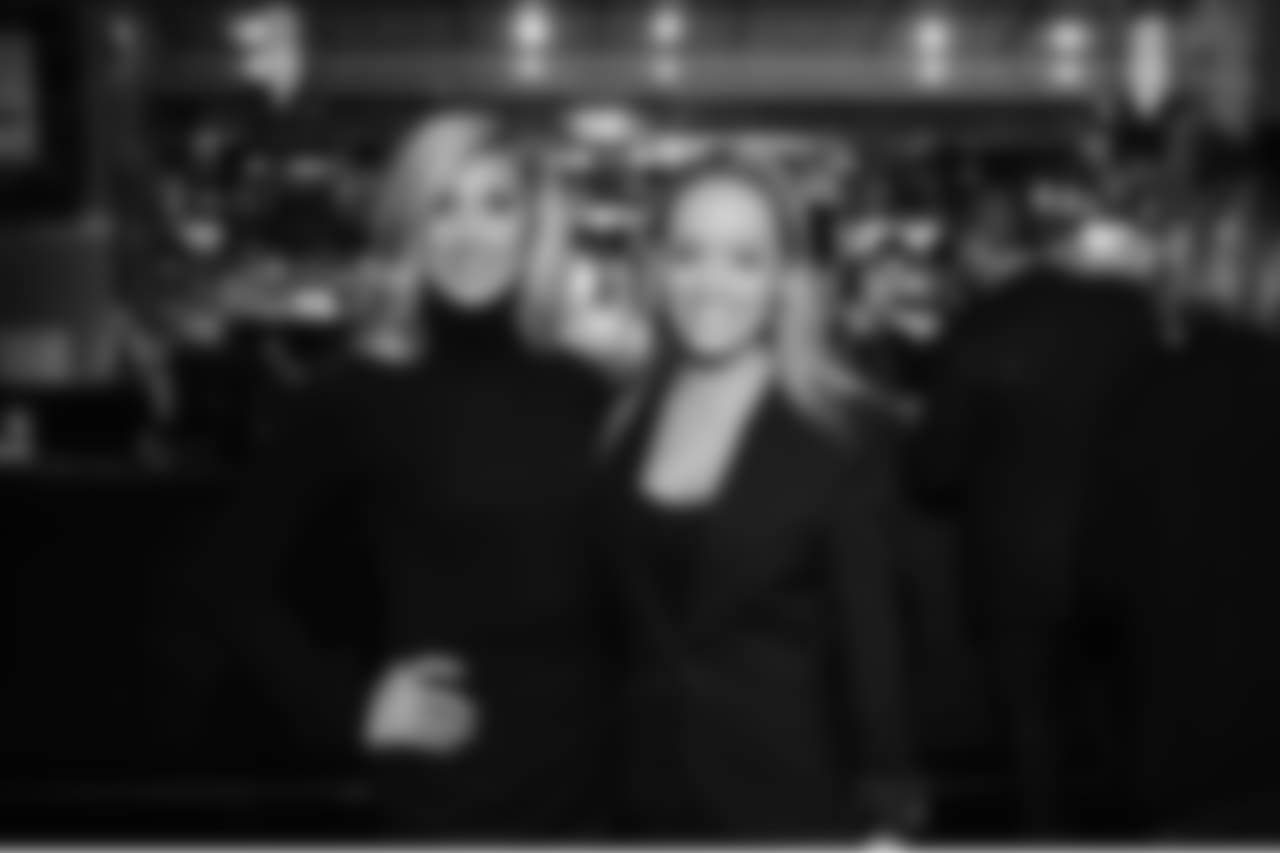 20171206_seagals_auction-4.jpg