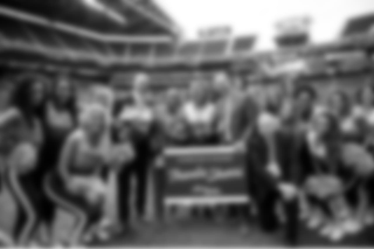 20170917_49ers_seahawks_janegphoto-19_0.jpg