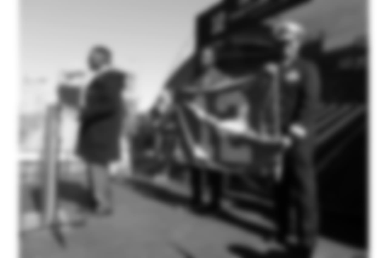 cst_am4i4765.jpg