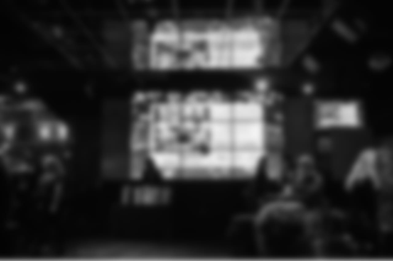 20171206_seagals_auction-18.jpg