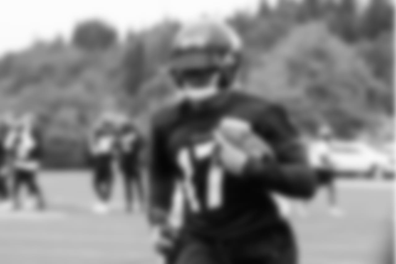 WR Damore'ea Stringfellow