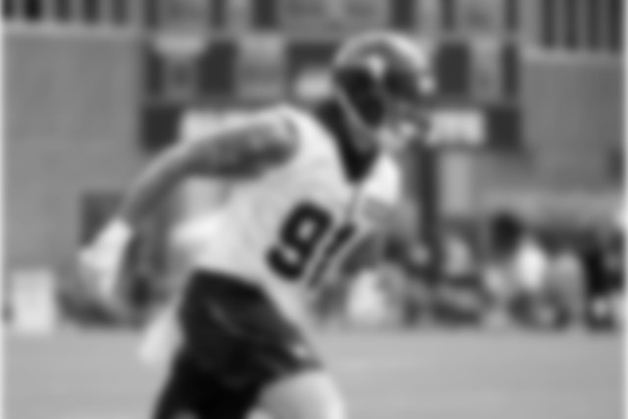 91_cassius_marsh_practice.jpg