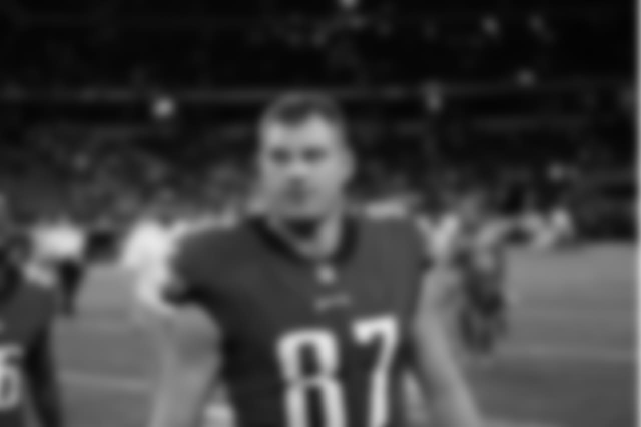 Philadelphia Eagles tight end Brent Celek walks off the field after an NFL football game against the Dallas Cowboys, Sunday, Nov. 19, 2017, in Arlington, Texas. (AP Photo/Roger Steinman)