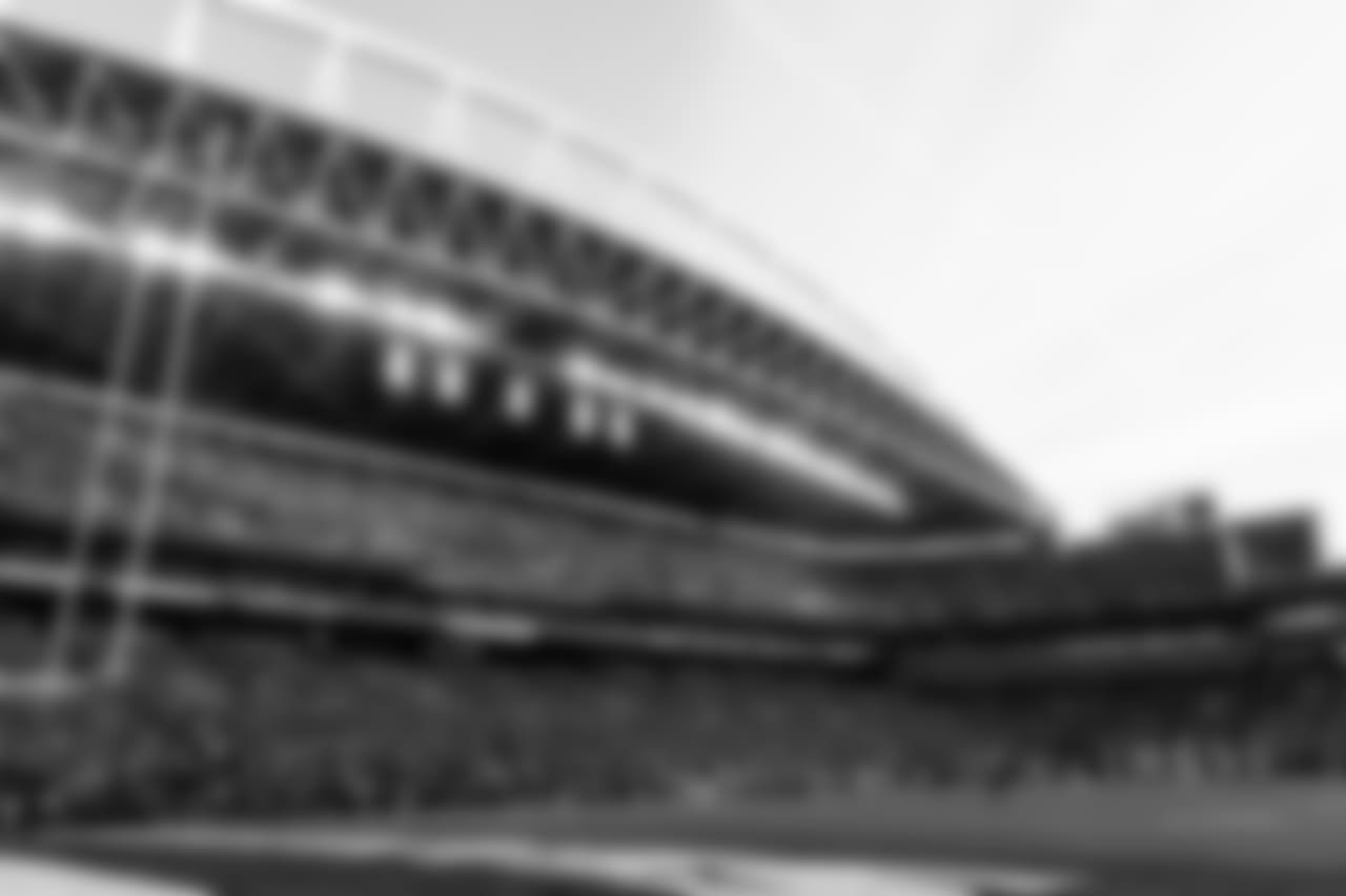 The sun shone on CenturyLink Field for the final game of the season.