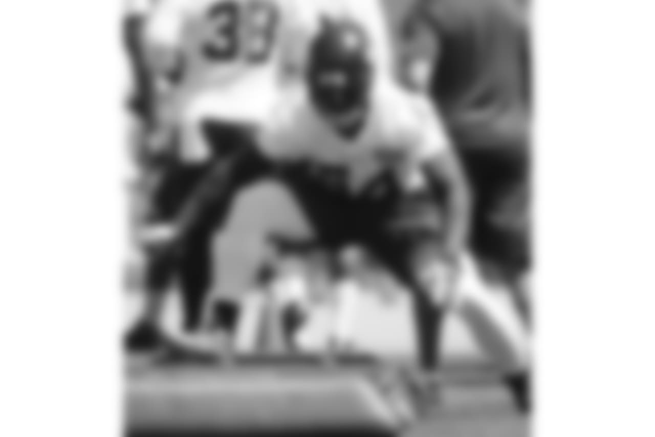 54_bobby_wagner_practice.jpg