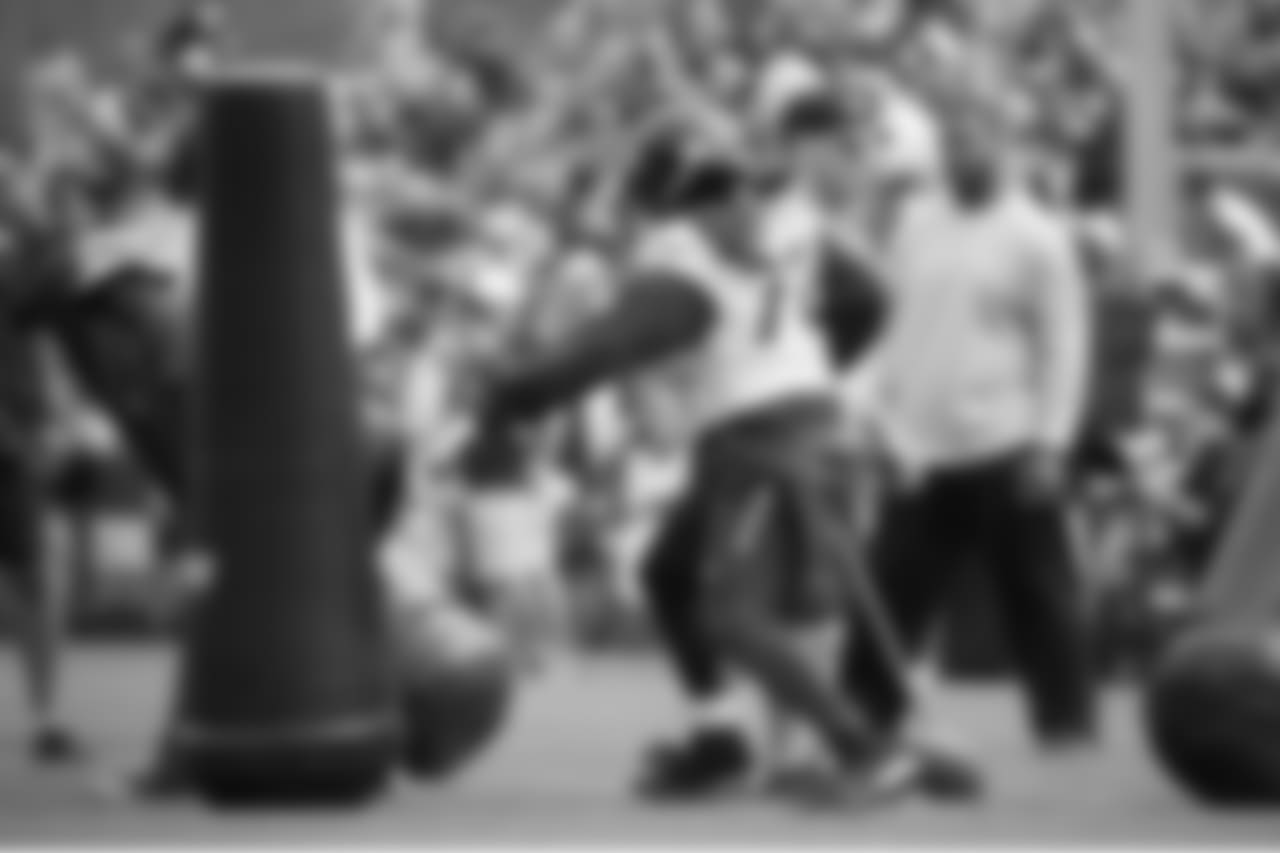 72_michael_bennett_practice.jpg