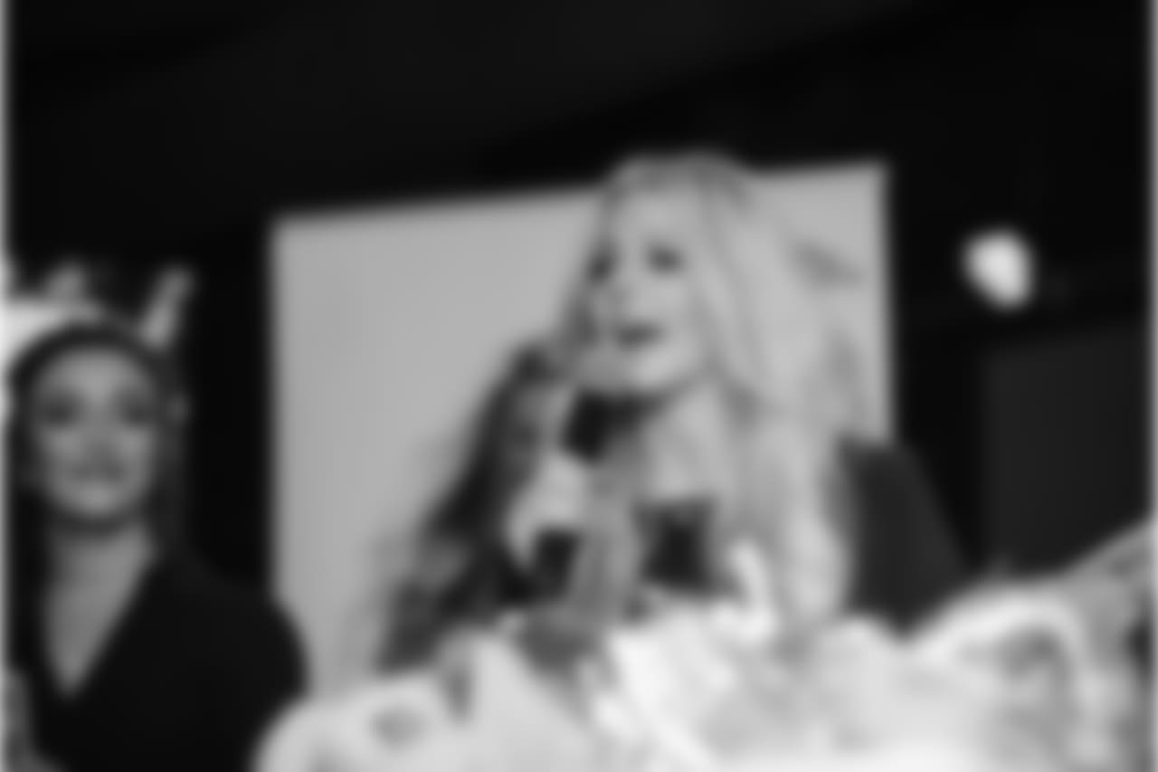 20171206_seagals_auction-43.jpg