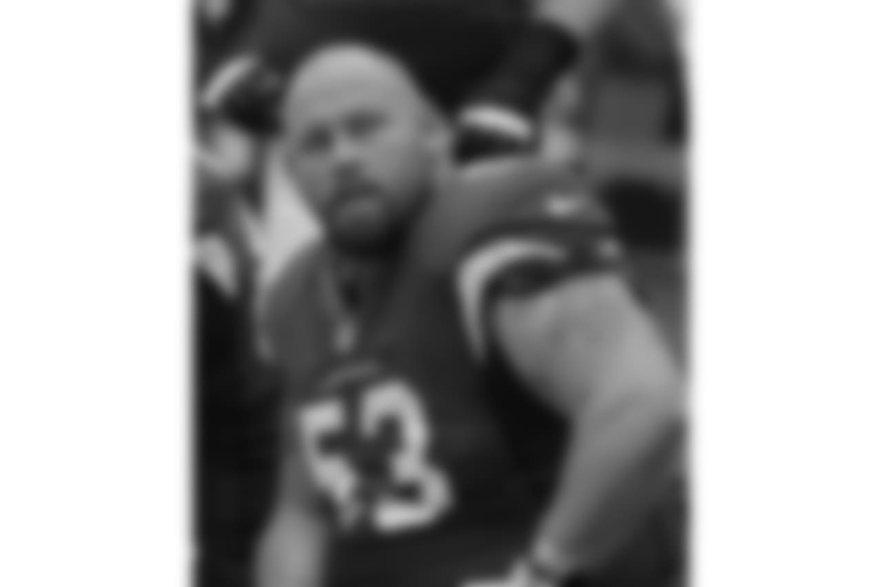 Arizona Cardinals center A.Q. Shipley (53) during an NFL football game against the Tampa Bay Buccaneers, Sunday, Sept. 18, 2016, in Glendale, Ariz. (AP Photo/Rick Scuteri)