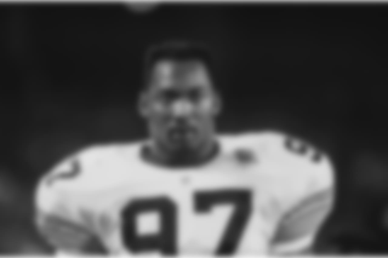 Aaron Jones (88-92)