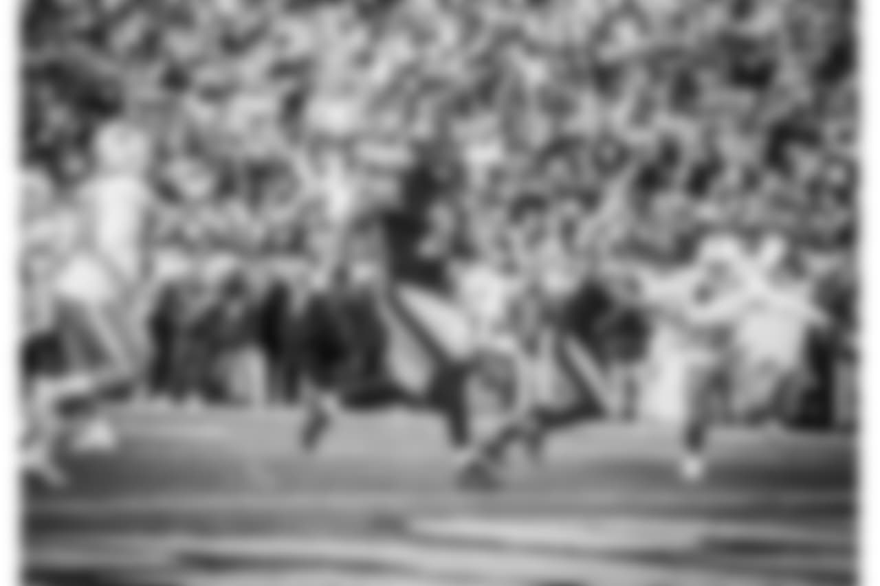The Steelers defeated the Dolphins 30-12 in an AFC Wild Card playoff game on January 8, 2017.