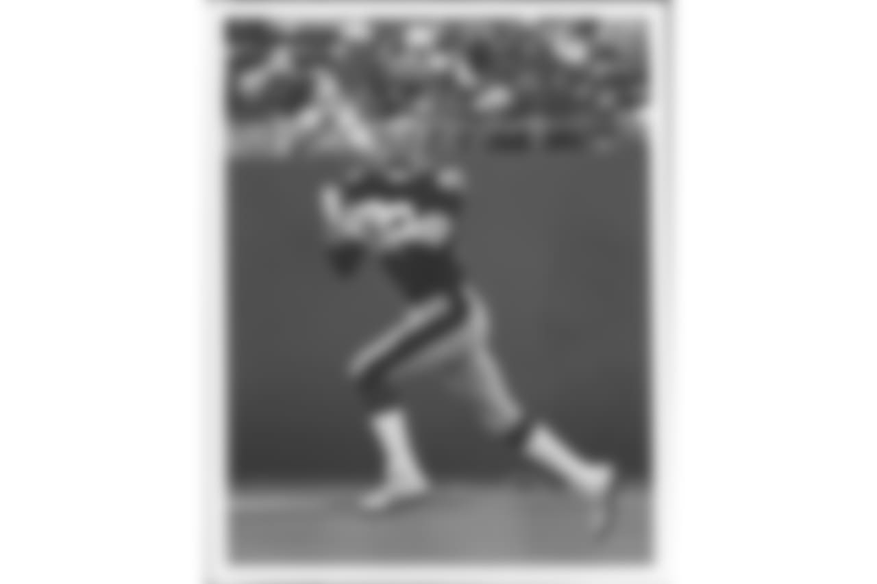 4. John Stallworth (74-87) - 537 career receptions.