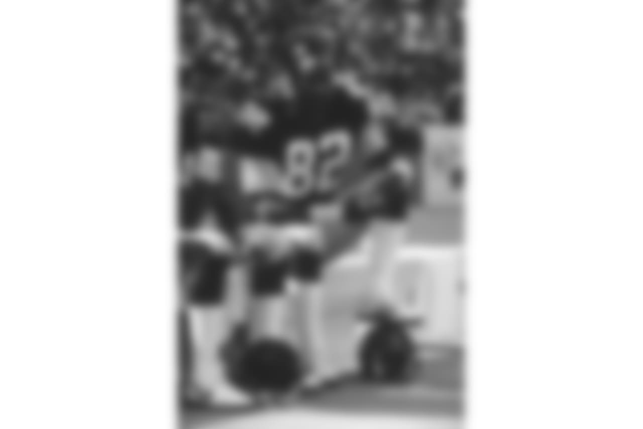 4. John Stallworth (74-87) - 537 career receptions.