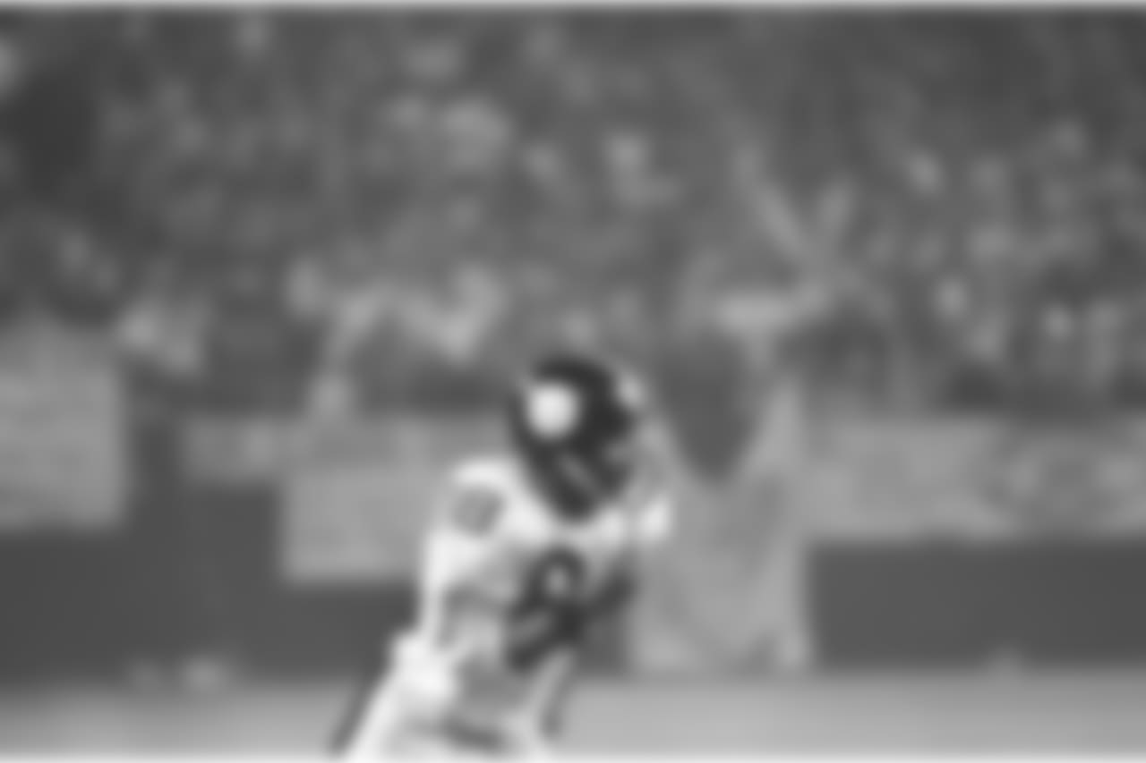 6. Lynn Swann (74-82) - 336 career receptions.