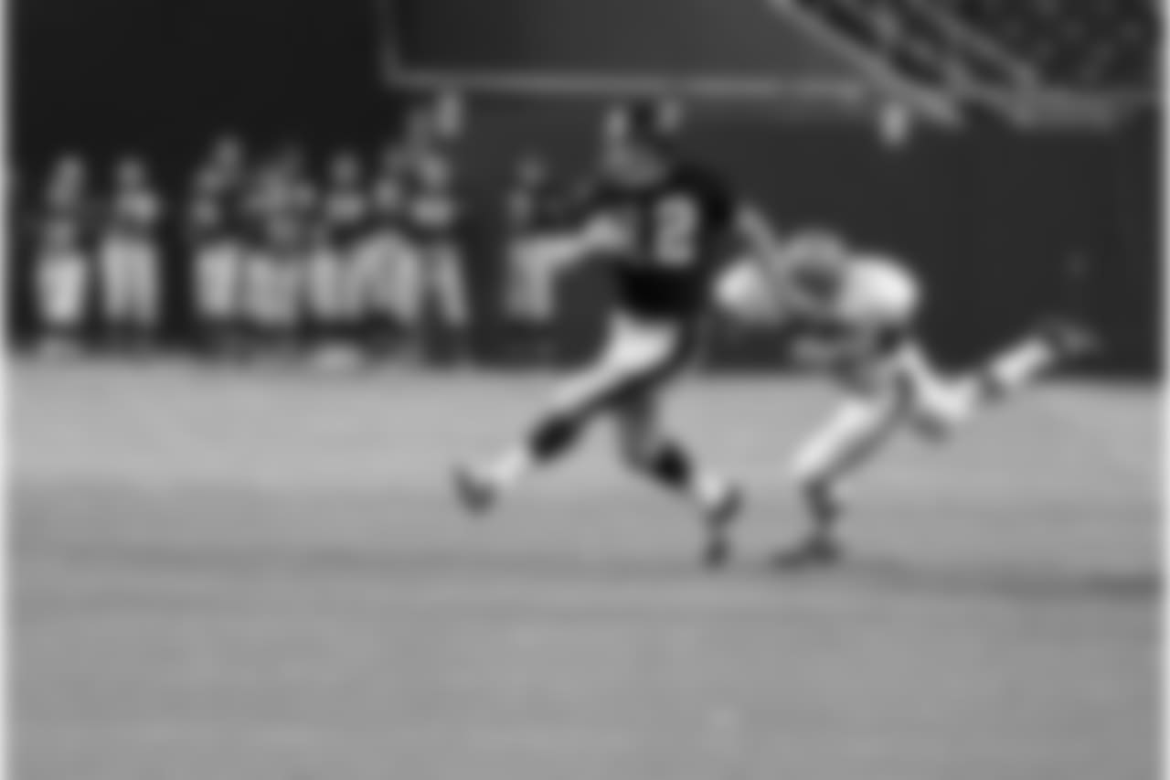 6 passing touchdowns.