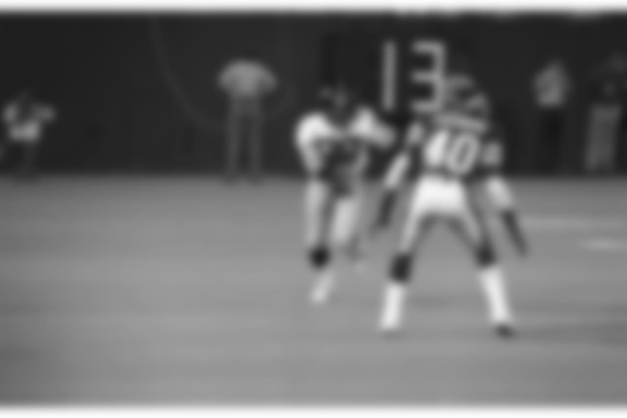 6. Lynn Swann (74-82) - 336 career receptions.