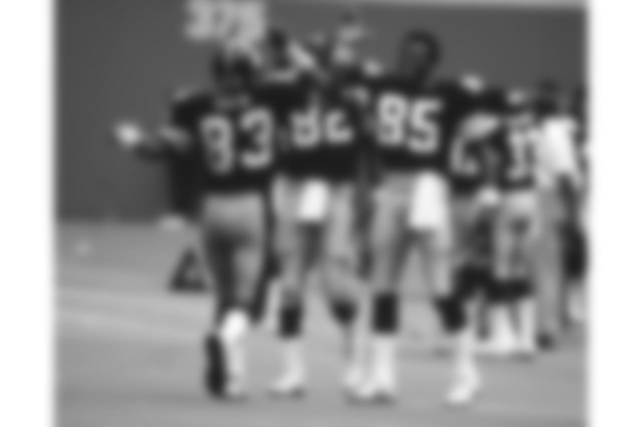 5. Louis Lipps (84-91) - 358 career receptions.