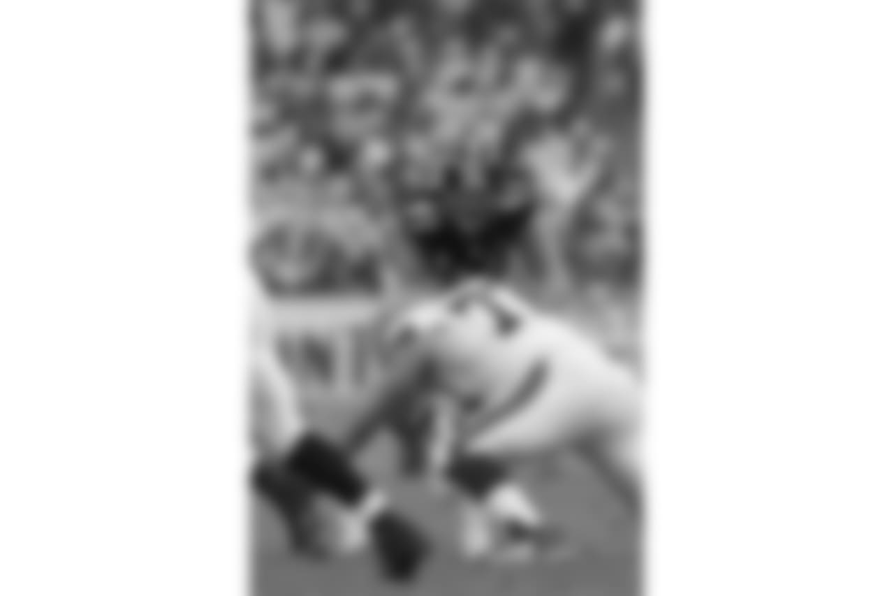 10. Aaron Smith (99-11) - 44 career QB sacks.
