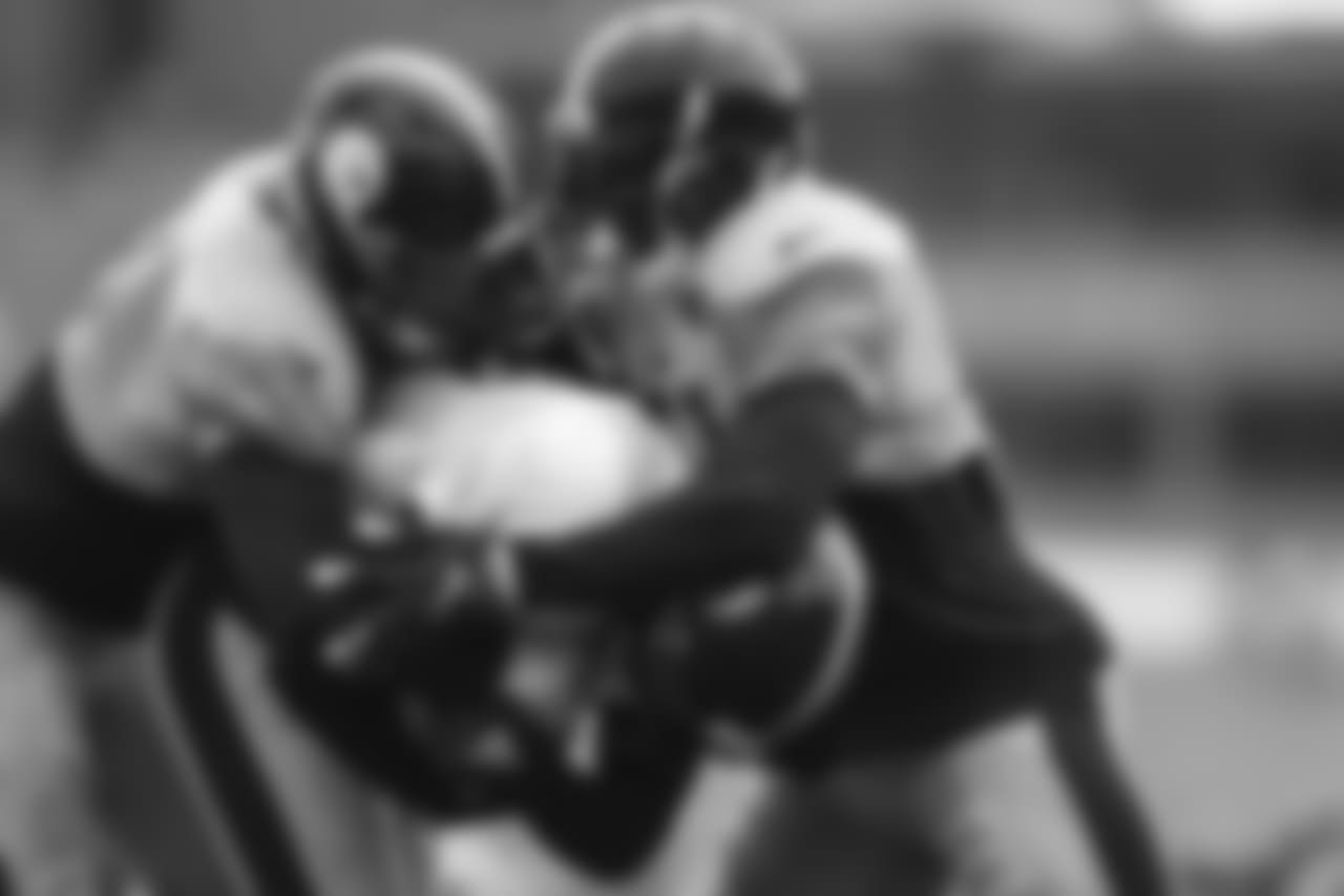 Anthony Chickillo, James Conner, and Jon Bostic