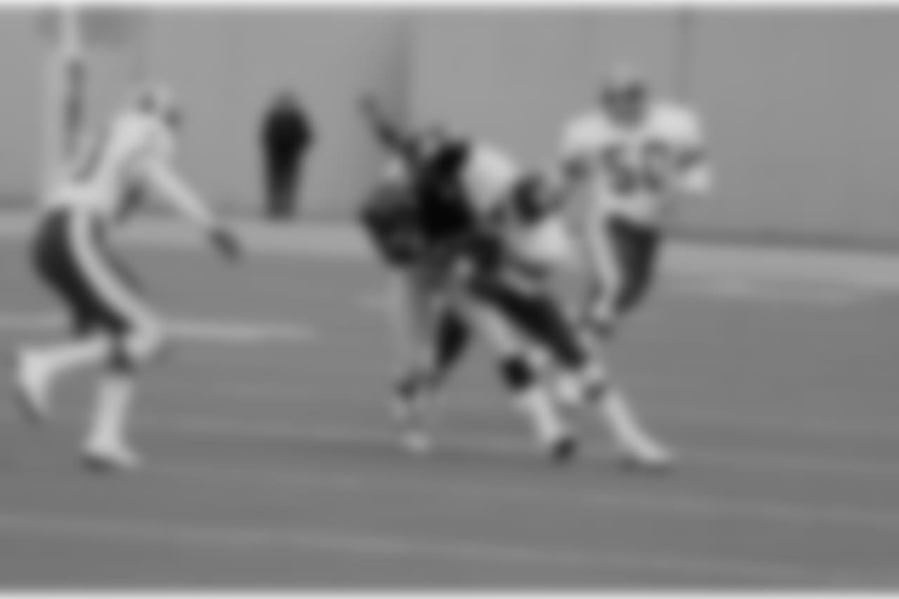 6. Lynn Swann (74-82) - 336 career receptions.