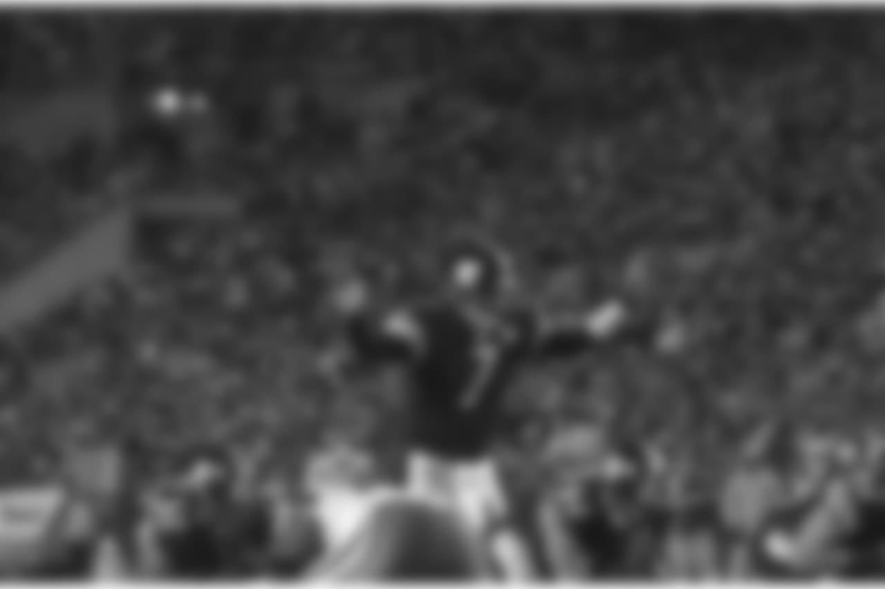 The Steelers defeated the Jets 20-17 in an AFC Divisional playoff game on January 15, 2005.