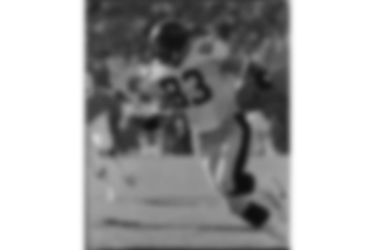 5. Louis Lipps (84-91) - 358 career receptions.
