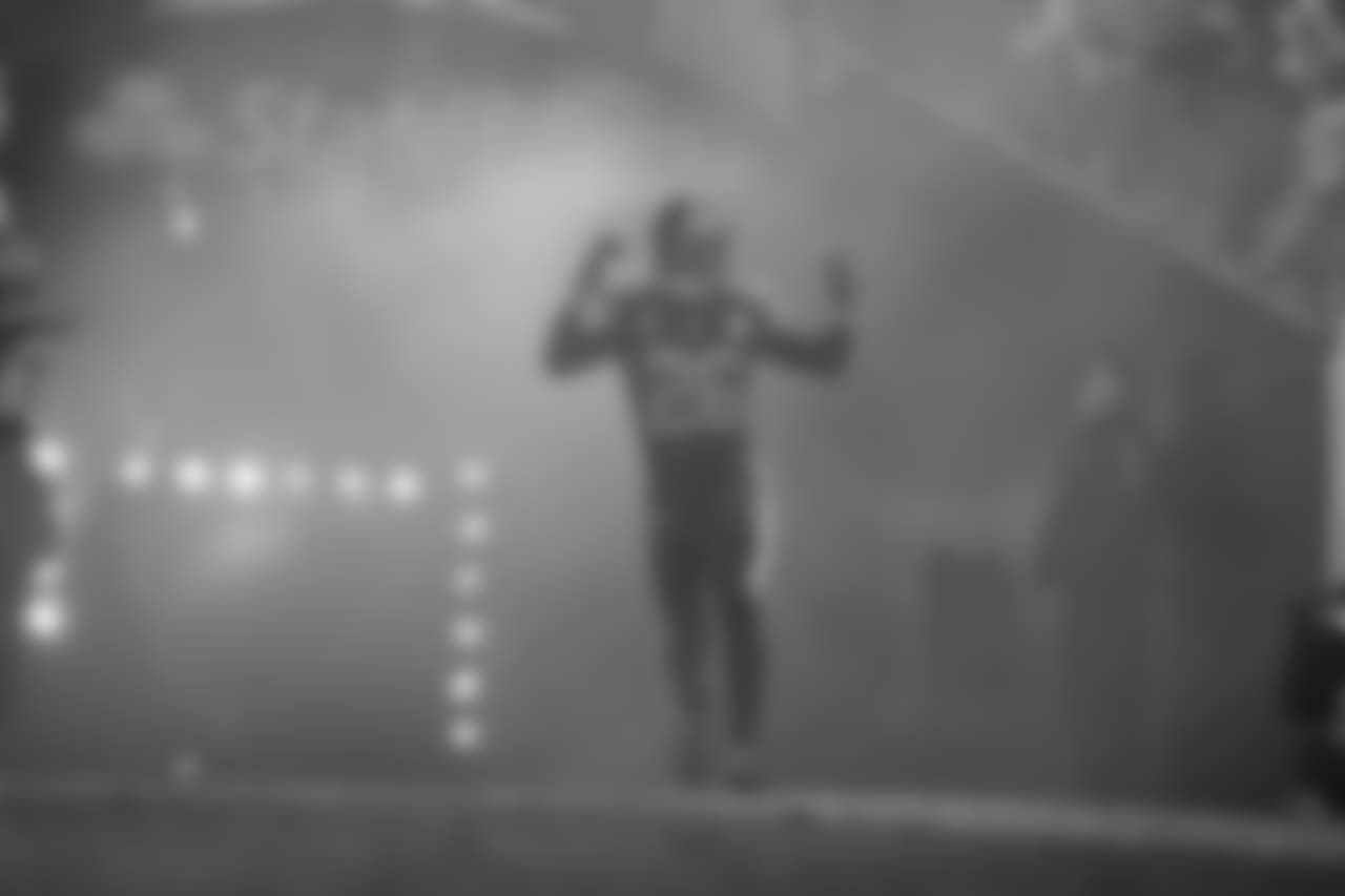 8. Le'Veon Bell (13 - Current) - 312 career receptions.