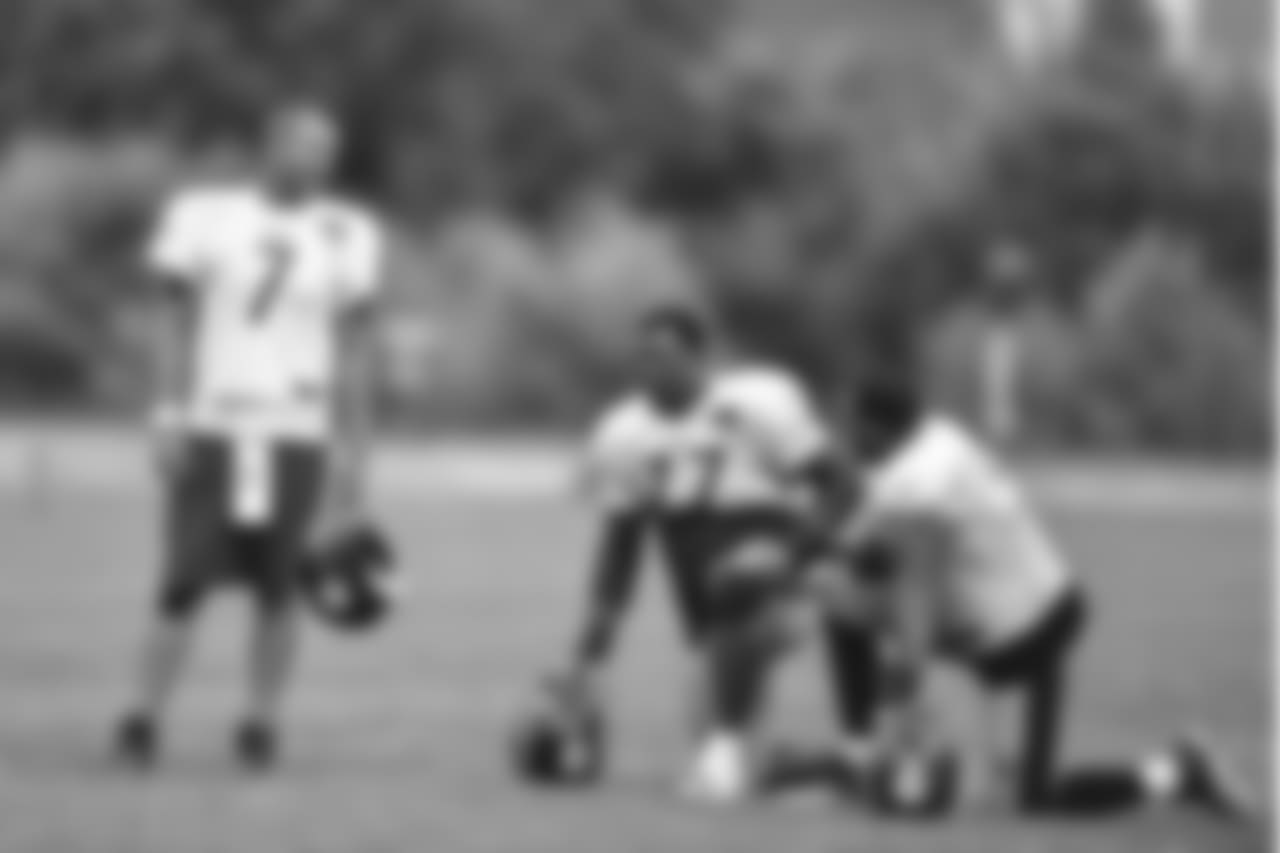Ben Roethlisberger, Marcus Gilbert, and Maurkice Pouncey