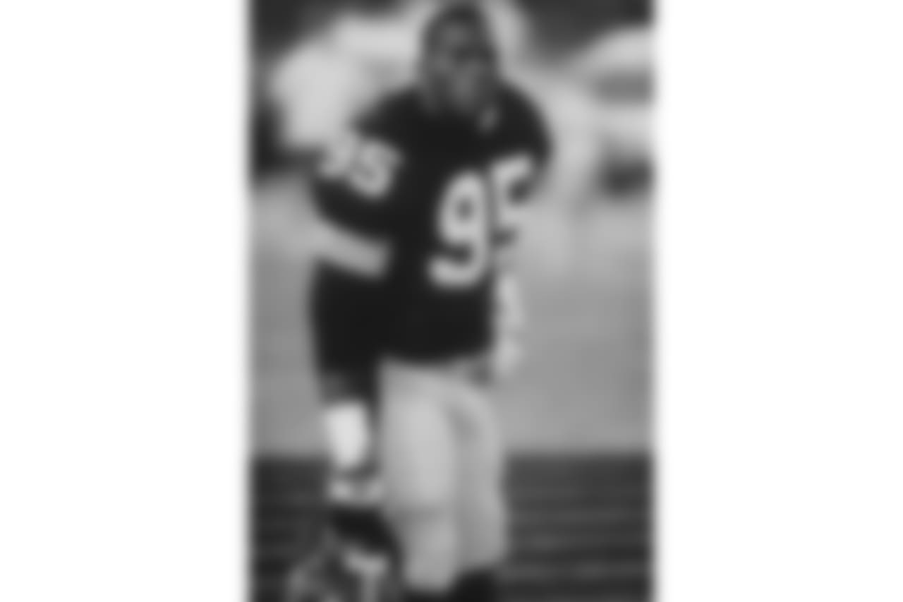 8. Greg Lloyd (88-97) - 53.5 career QB sacks.
