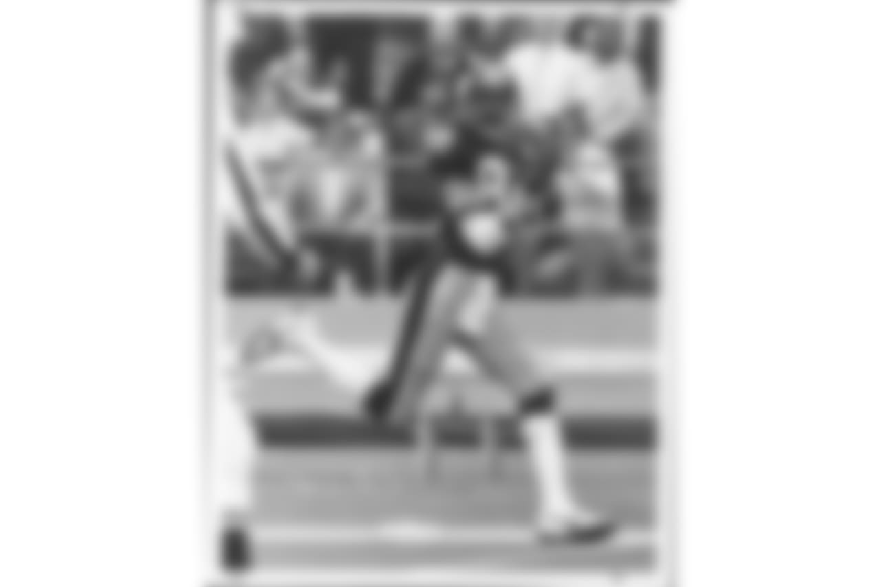 4. John Stallworth (74-87) - 537 career receptions.