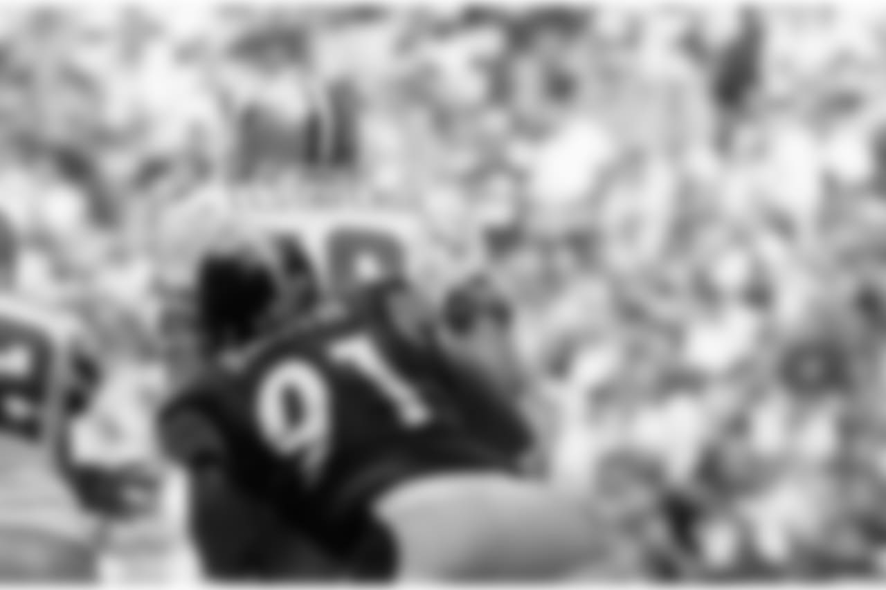 10. Aaron Smith (99-11) - 44 career QB sacks.