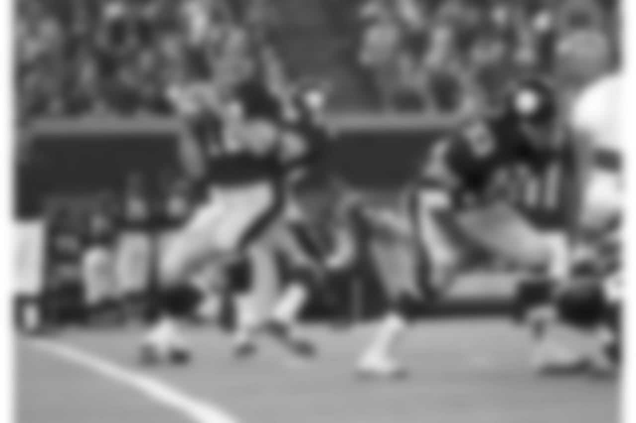 6 passing touchdowns.