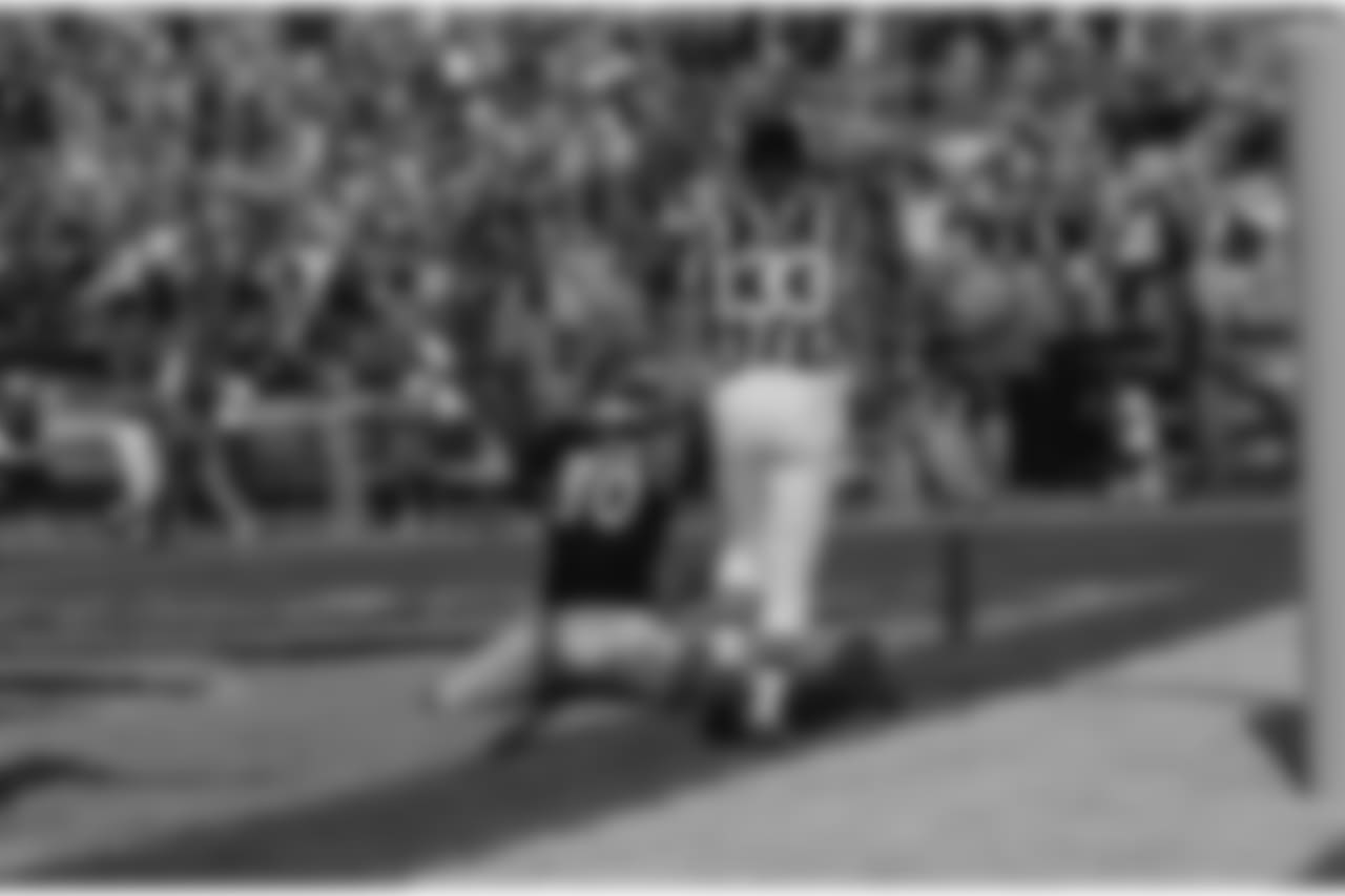 9. Plaxico Burress (00-04, 12-13) - 264 career receptions.