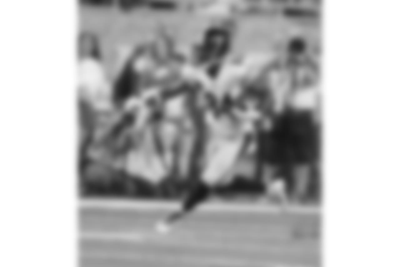 2. Antonio Brown (2010-Present) - 1,759 yards.
