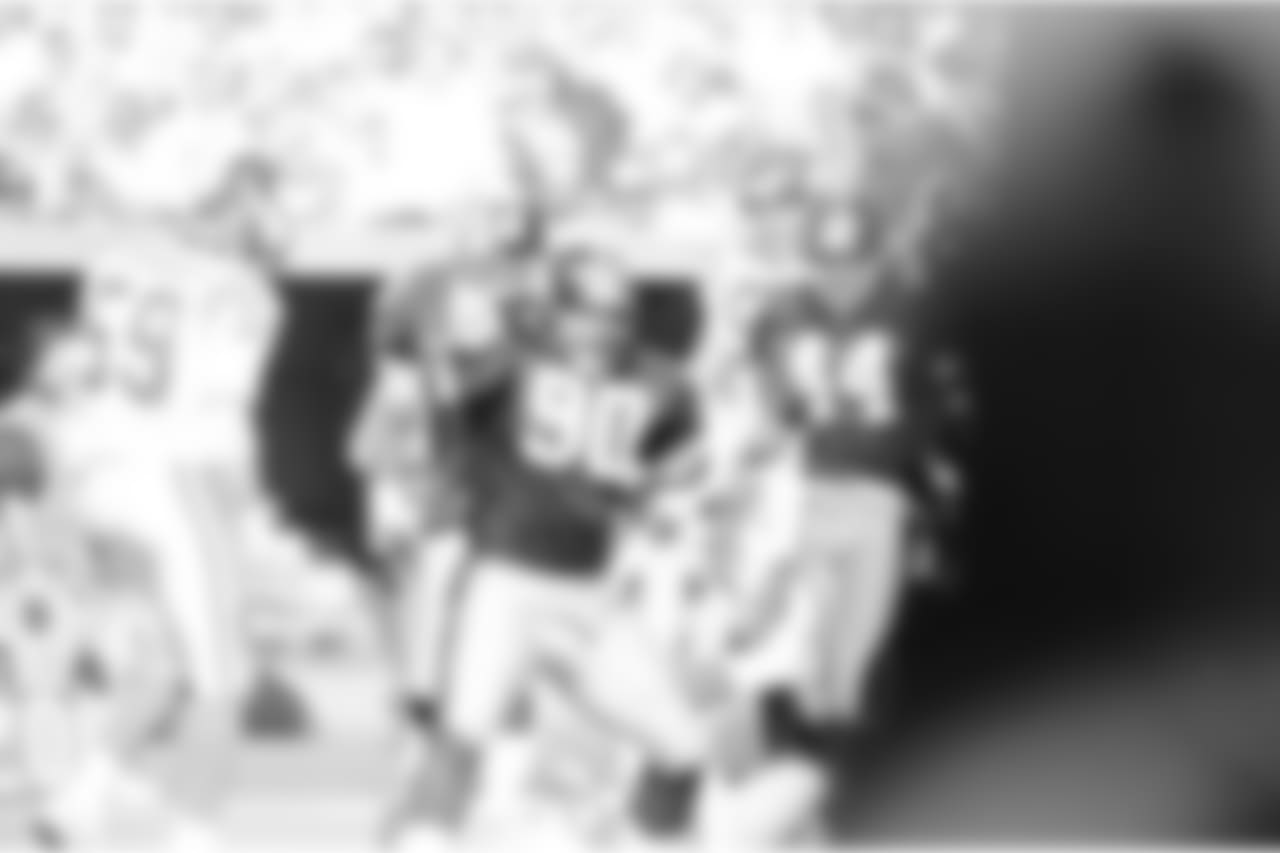 Tyronne Stowe (87-90)