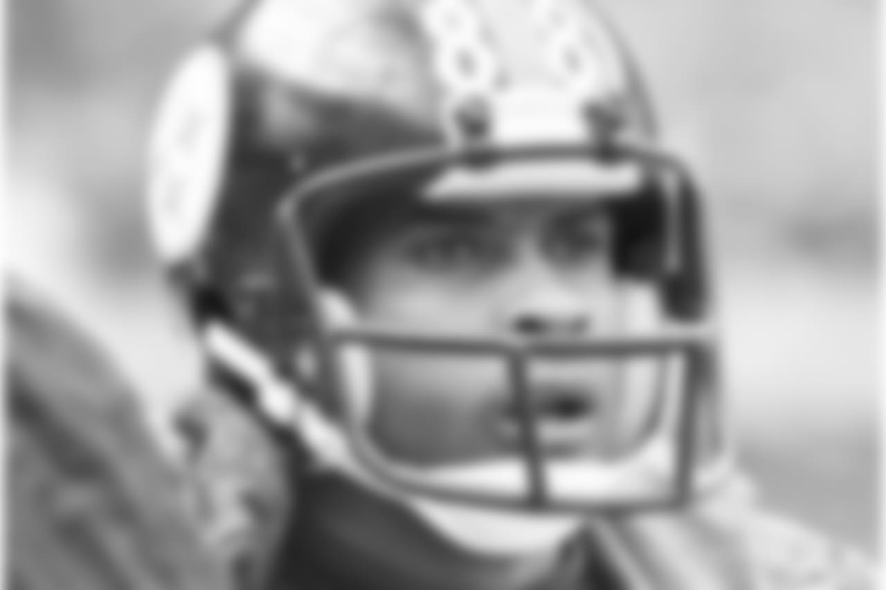 6. Lynn Swann (74-82) - 336 career receptions.