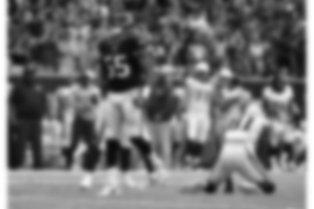 LB, Benardrick McKinney, 55