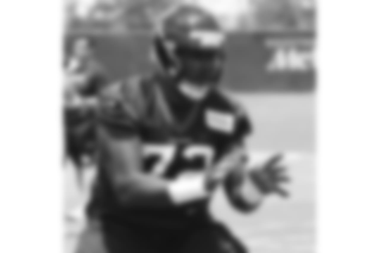 OL, Jaryd Jones-Smith, 72