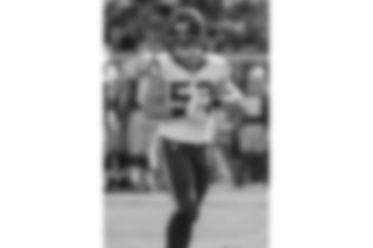 LB, Brian Peters, 52