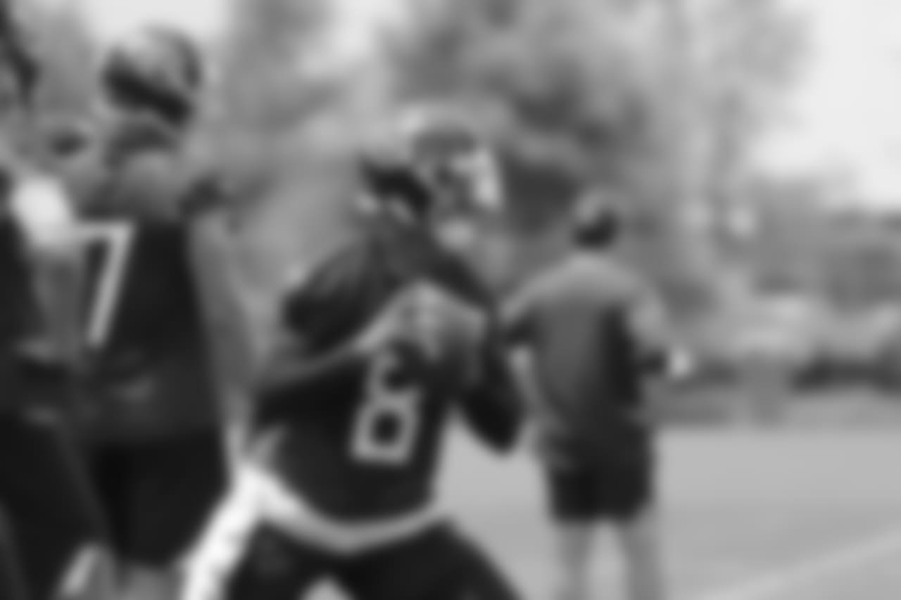 minicamp06121836389