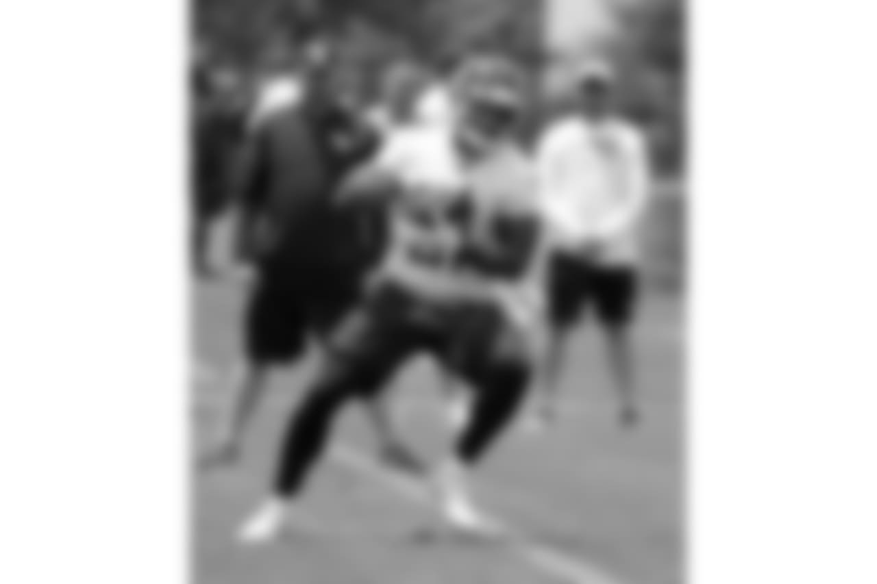 Tennessee Titans tight end Jonnu Smith runs a drill during NFL football minicamp Tuesday, June 12, 2018, in Nashville, Tenn. (AP Photo/Mark Humphrey)