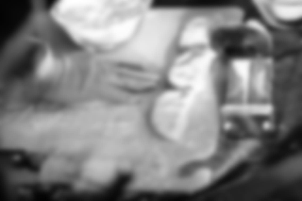 AK1_2312