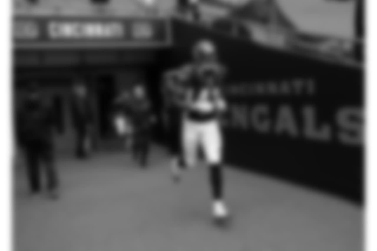 Cincinnati Bengals free safety George Iloka (43) runs out to the field before an NFL Football game between Cincinnati Bengals and Washington Redskins at Wembley Stadium in London, Sunday Oct. 30, 2016. (AP Photo/Tim Ireland)