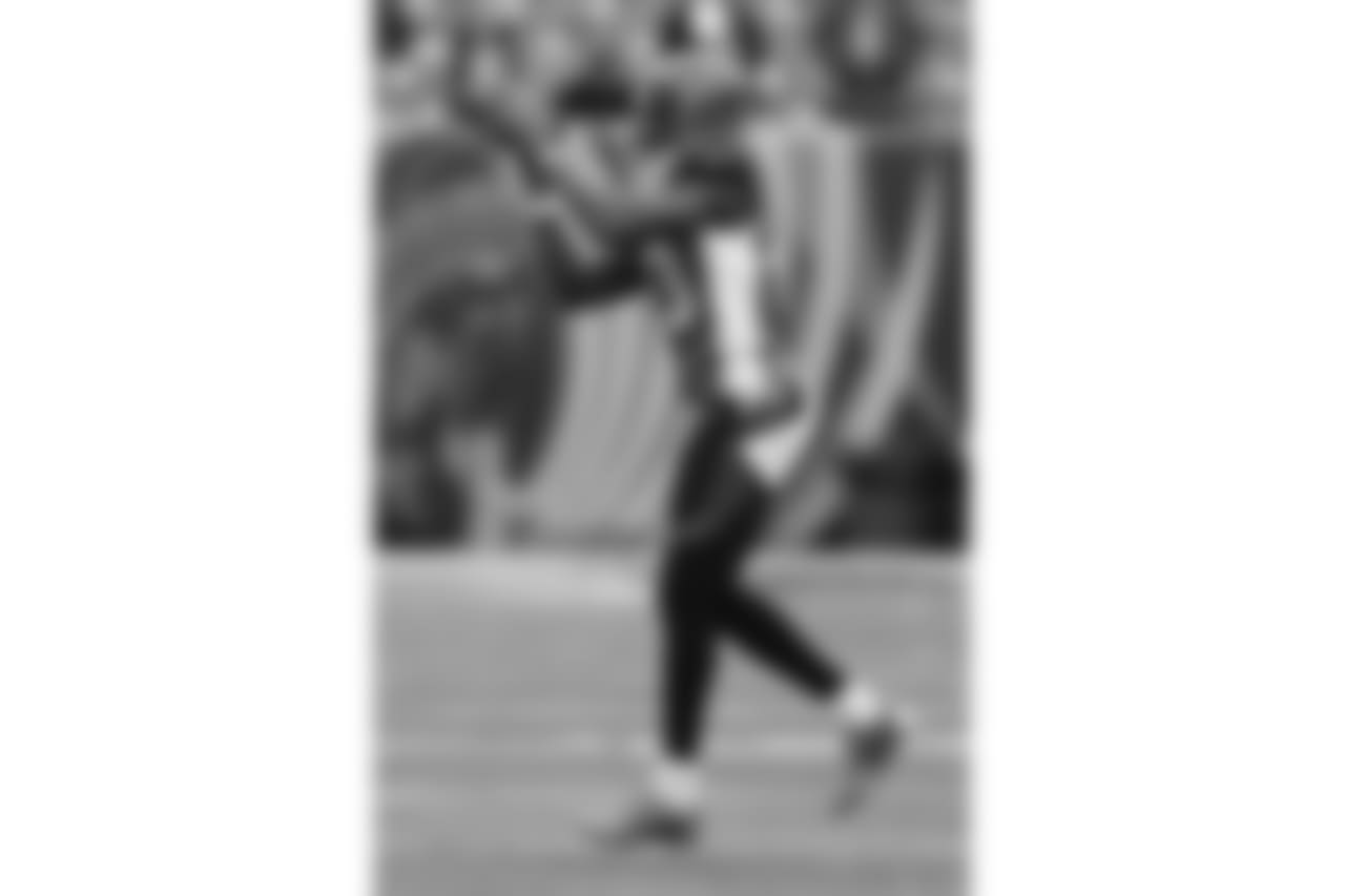Cincinnati Bengals free safety George Iloka practices before an NFL football game against the Philadelphia Eagles, Sunday, Dec. 4, 2016, in Cincinnati. (AP Photo/Gary Landers)