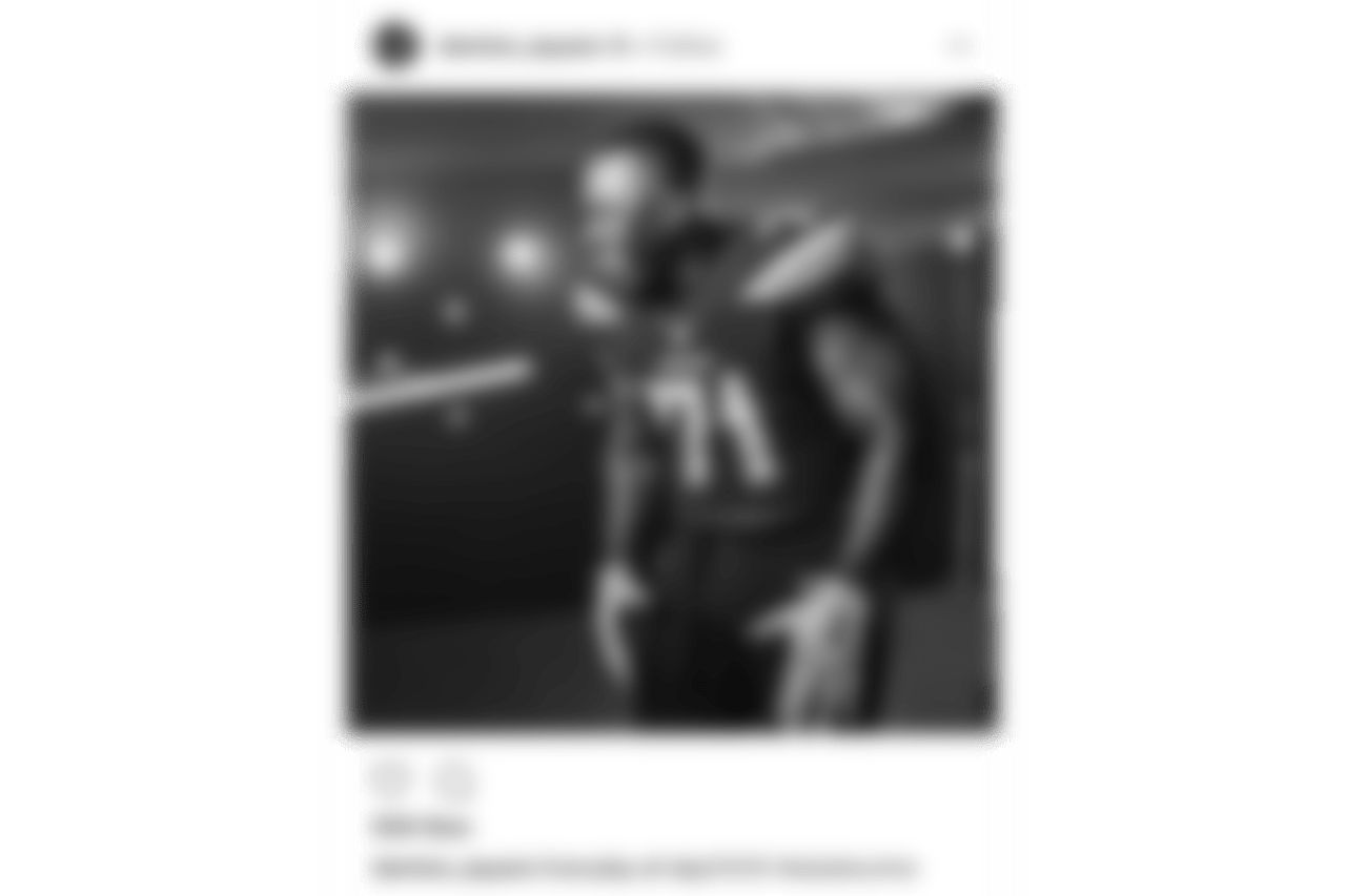Follow Damion Square