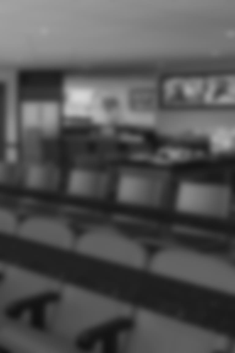 LEGENDS SUITE