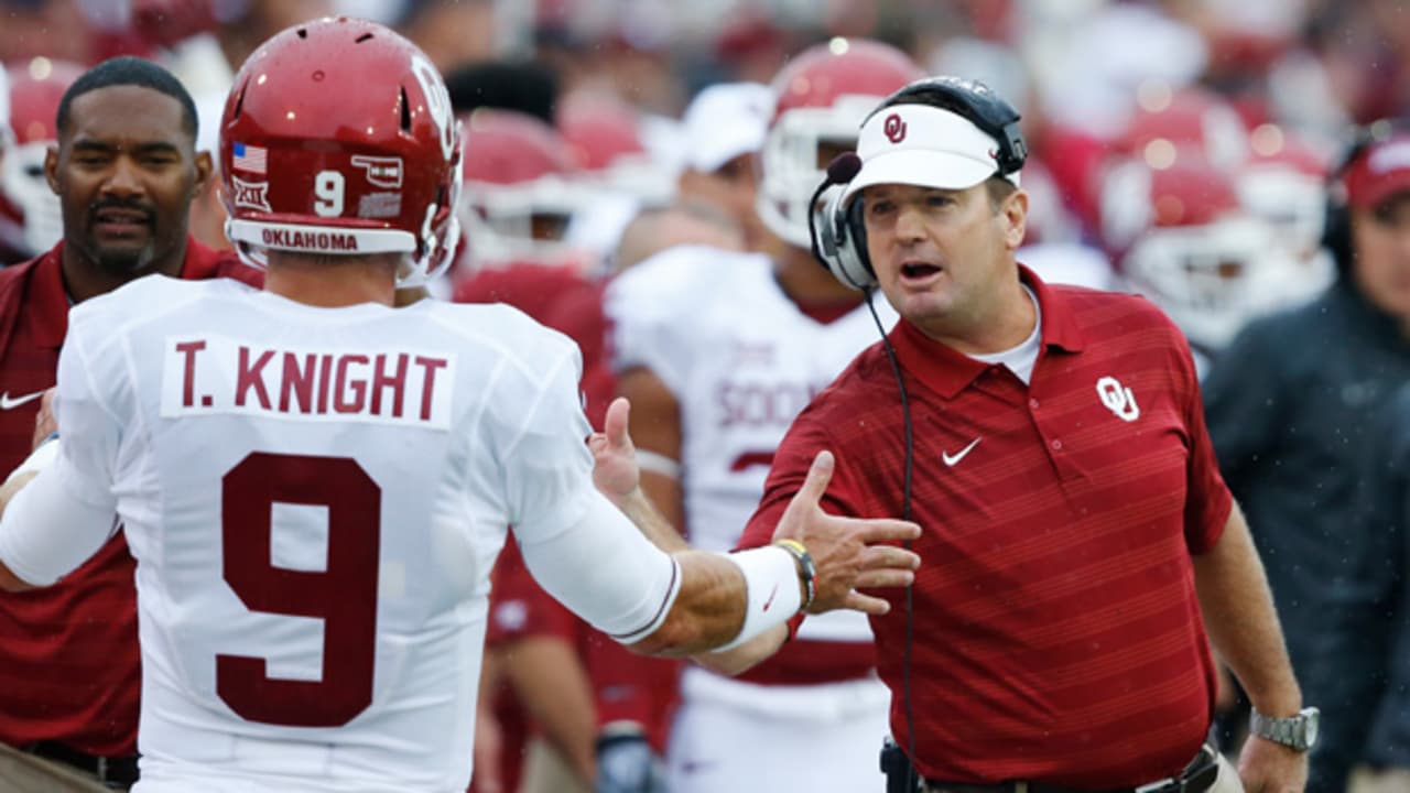 Stoops-Bob-140913-TOS.jpg