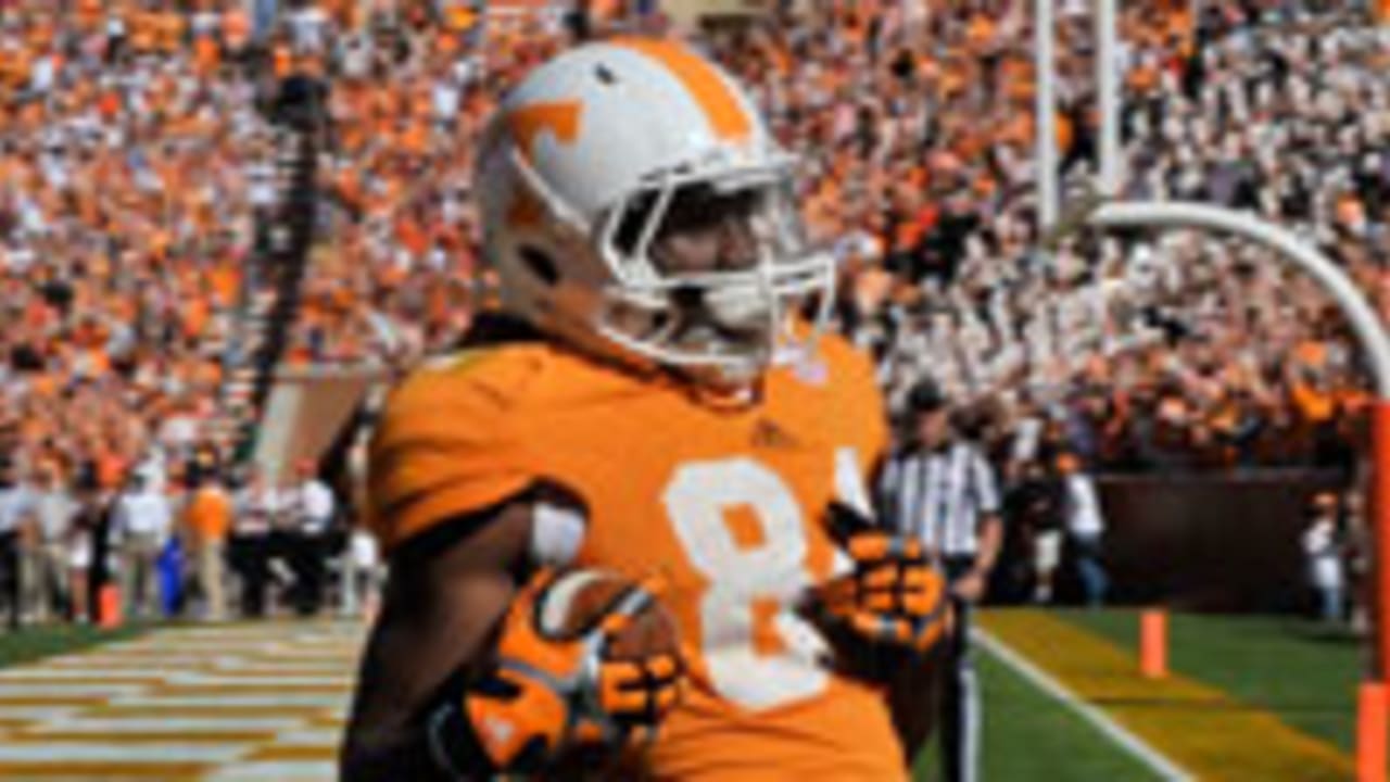 cordarrelle-patterson-130418-spot.jpg