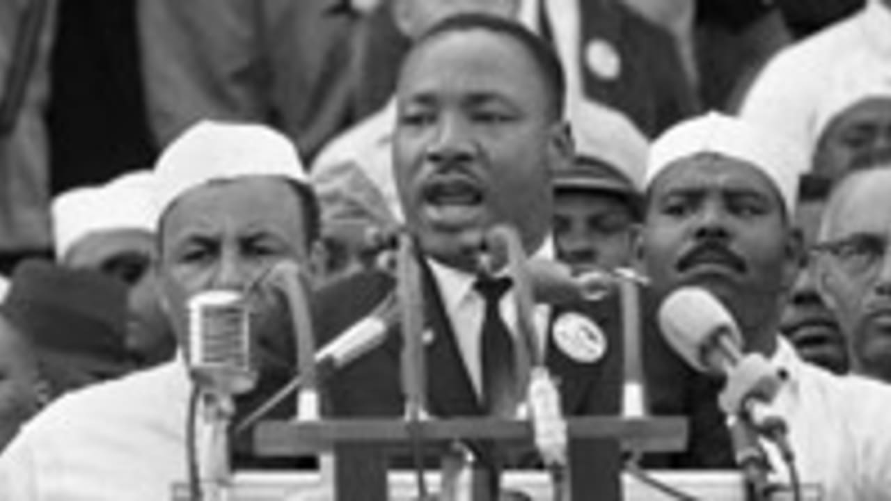 Martin_Luther_King_Jr_103827_SL