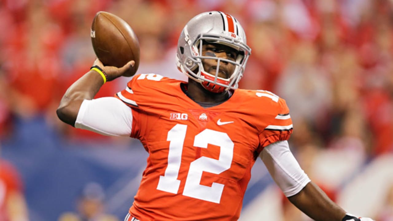 LOOK. Marvin Harrison Jr with an Apple Watch and designer cleats on the  field vs. Wisconsin