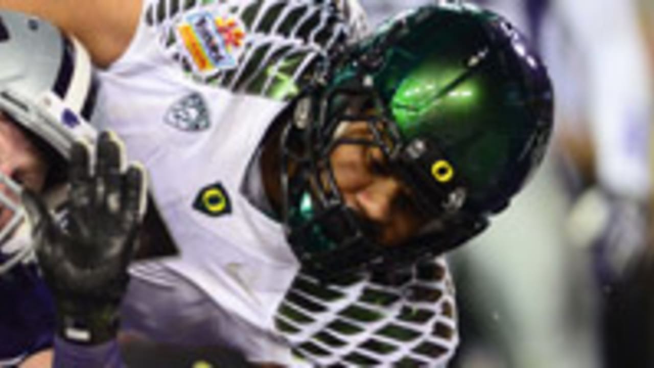 Watch: Former Oregon Ducks star Arik Armstead posts second